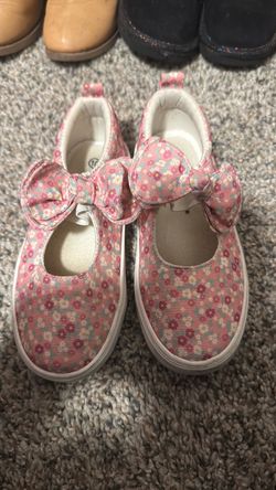 Size 10 girls shoes