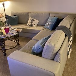 Sectional Couch 