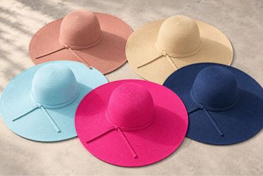 Oversized Wide-Brim Woven Sun Hat pick up in Harwin