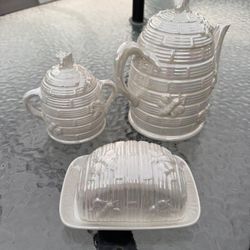 Tea Kettle Set - $20 