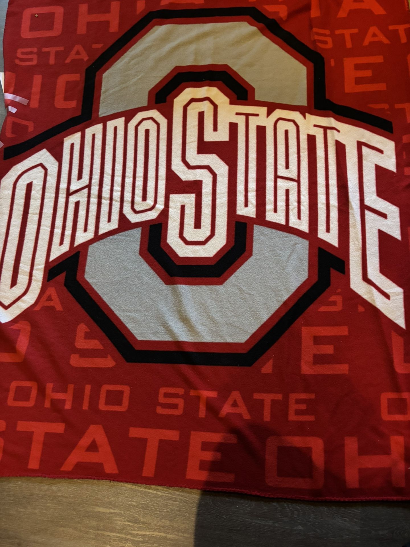 Ohio State Memorabilia-OSU Blanket & OSU Poster with Woody Hayes