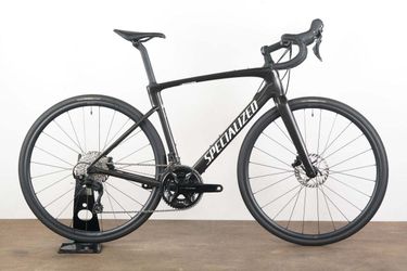 DEMO 2024 56cm Specialized Roubaix Sport SL8 105 R7120 Carbon Disc Road Bike