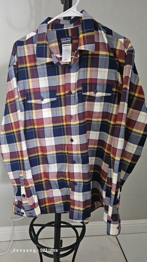 Patagonia Plaid Long Sleeves