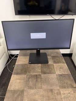 Lg Monitor 34 Inches With 2  HDMI Ports