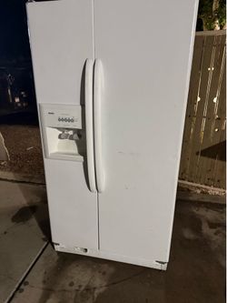 Kenmore s/s refrigerator