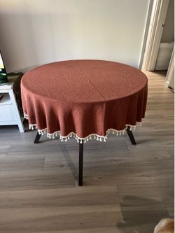 Brown Round table