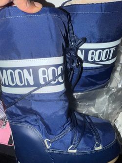 Moon Boots