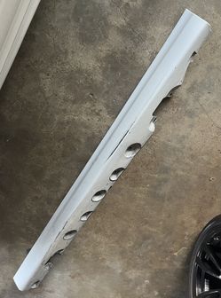 BMW E46 COUPE DRIVER SIDE SIDE SKIRT ALPINE WHITE