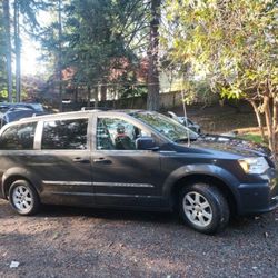 2012 Chrysler Town & Country