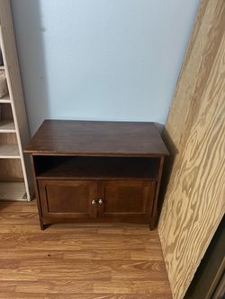 Tv stand
