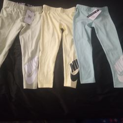 NWT Three NIKE Girls Leggings Size 6