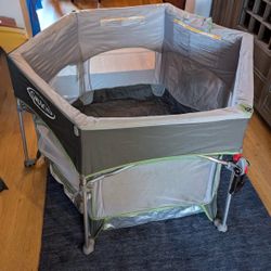 graco foldable playpen