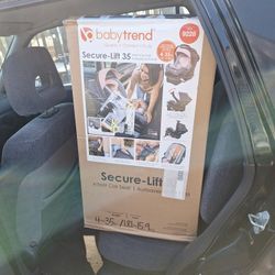 Baby Trend Pink Infant Car Seat And Base 