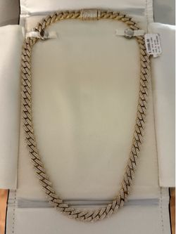 Miami Cuban link chain iced out