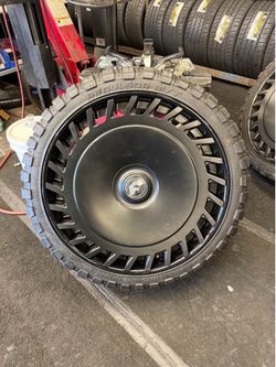 26” Forgiato ECS wheels with 35” Mud tires Tesla Cyber Truck
