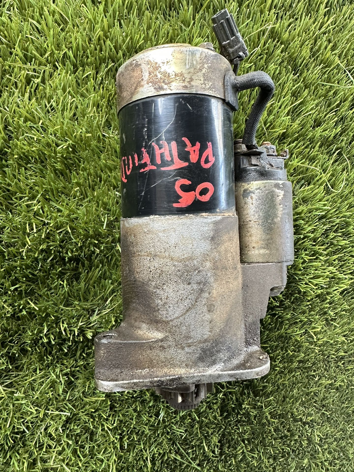 2005 Starter Nissan Pathfinder 