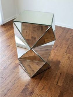 Geometric Mirrored Side Table Pedestal