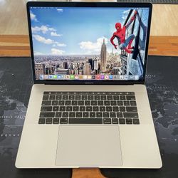 Apple Macbook Pro 15” 2018 2.2Ghz - 6Core i7 - 32GB RAM 500GB SSD!! Radeon Pro 560X