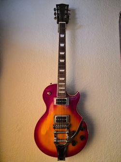Les Paul Style Guitar