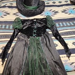 Kids small size witch costume 