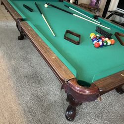 POOL TABLE $2500.00 8’ Leather Pockets