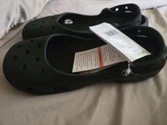Crocs NEW