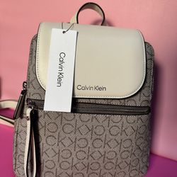 Calvin Klein Reyna Signature Key Item Flap Backpack