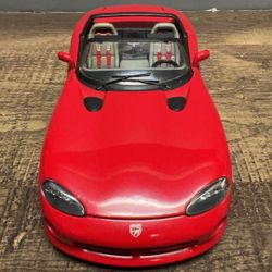 Dodge RT10 Red Viper 1:18 Die Cast Model
