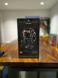 Lego Fighter Pilot Helmet (75274)
