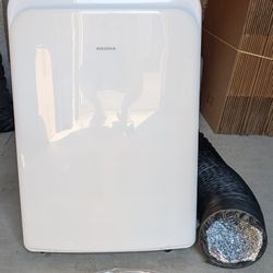 Insignia 250 Sq. Ft. 6,000 BTU Portable Air Conditioner