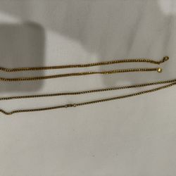 2 Gold Necklace’s shoot Me An Offer! 