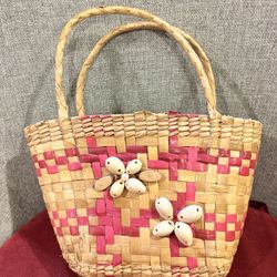 Dry Leaves Woven Bag/Bayong Bag in the Philippines