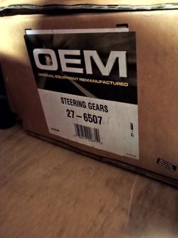 Brand new Saginaw 800 series 16:1 ratio power steering box