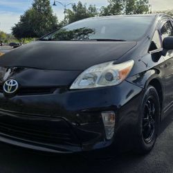 2015 Toyota Prius Tow