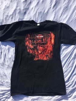 Harley Davidson Kuwait t shirt size medium 2002