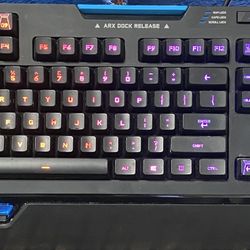 Logitech G910 Orion Spark RGB Mechanical Gaming Keyboard (#983)
