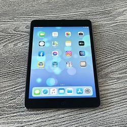 Apple iPad Mini A1489 - 16GB in excellent condition- Low Price. $25