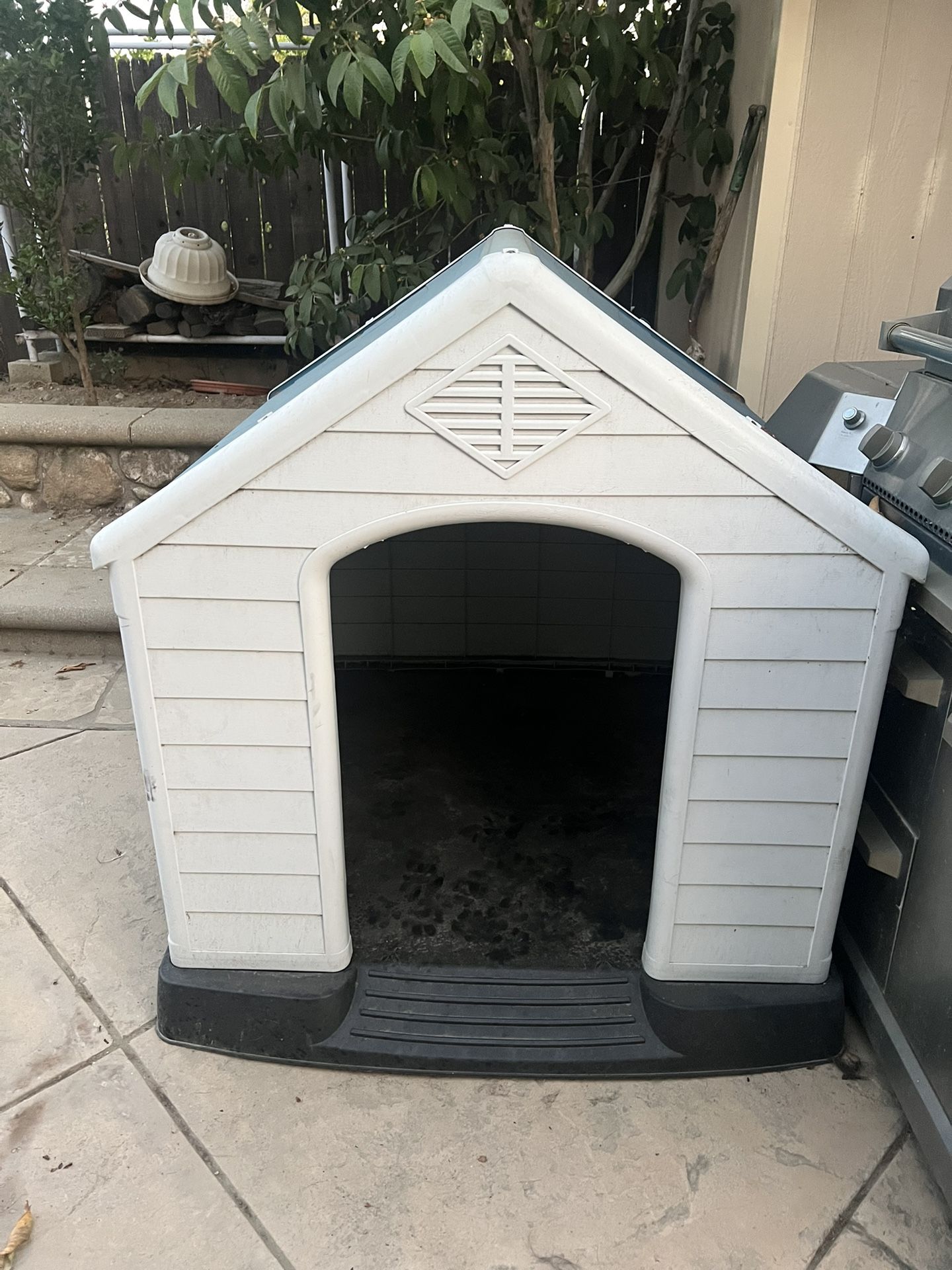 Dog House
