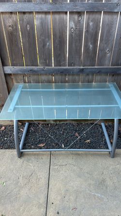 Computer or hobby desk glass top Computer or hobby desk. glass top