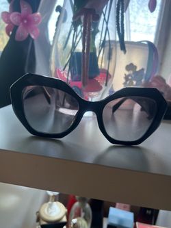 Prada SPR 16W sunglasses