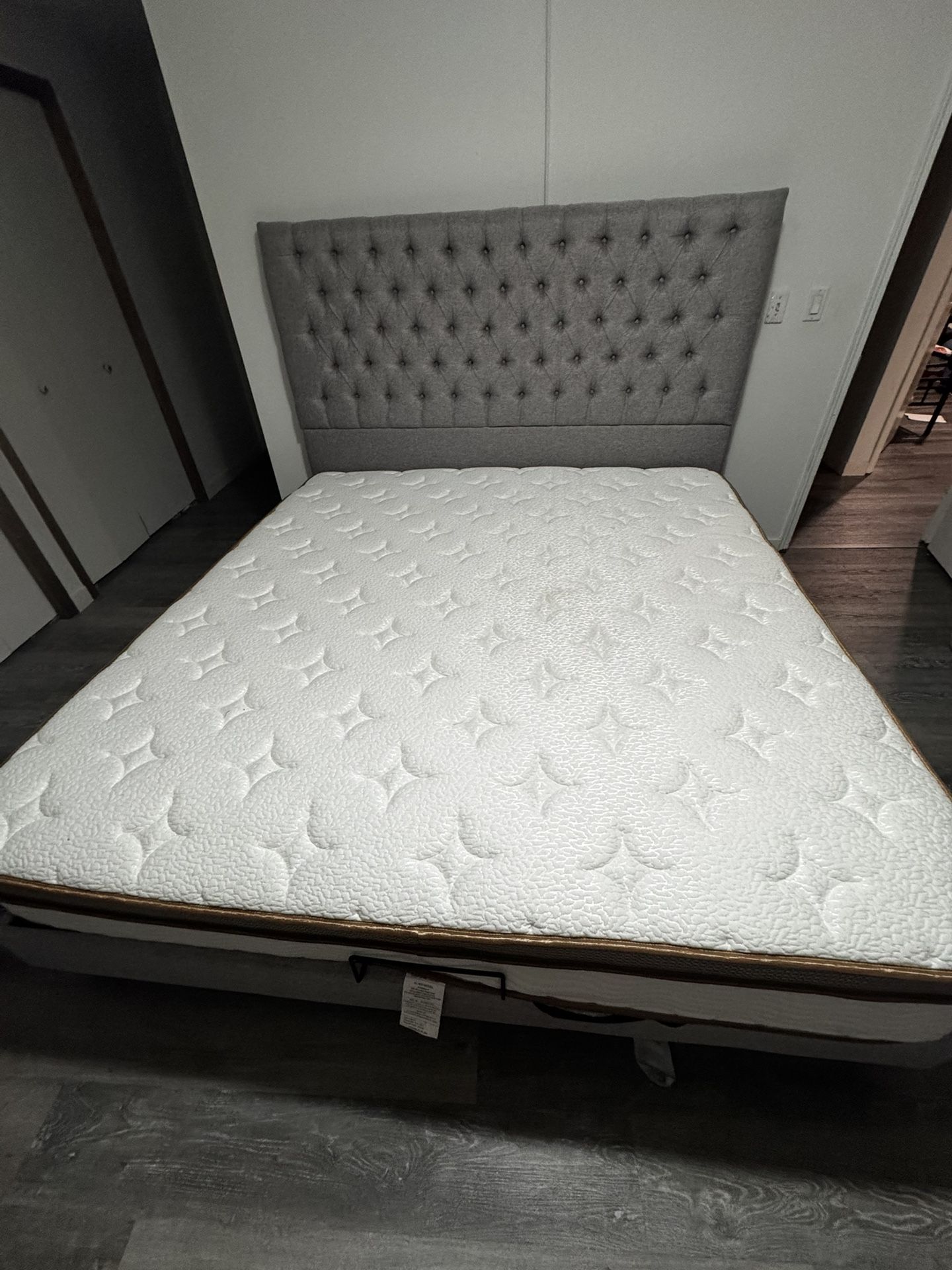 King Bed Mattress And Frame