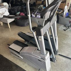 True Fitness Elliptical