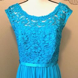 David's Bridal Cap Sleeve Lace and Mesh Long Bridesmaid Dress