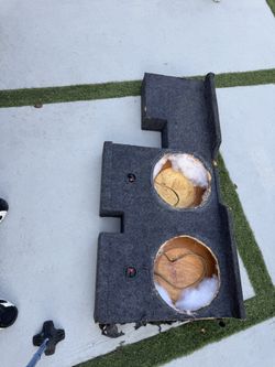 Speaker Box 12” For 2015 Toyota Tundra