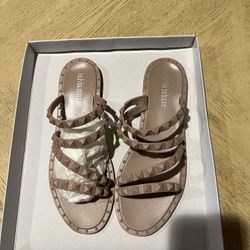 New Women’s Pink Sandals Size 7