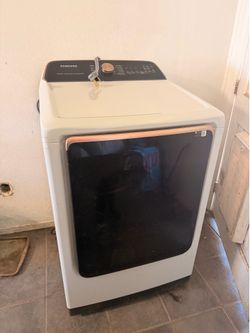 Brand new Samsung Dryer $700 OBO