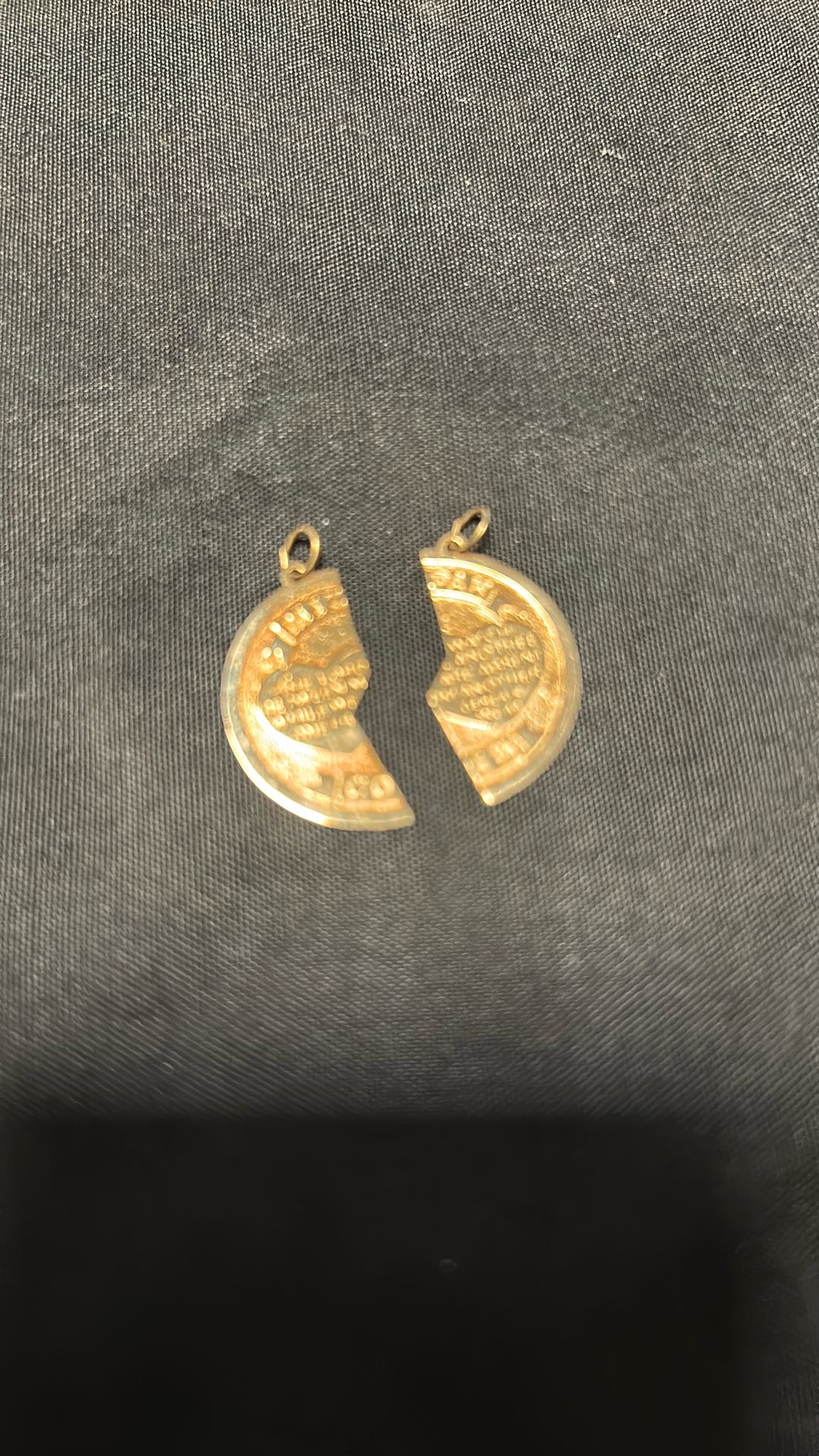 14k yellow gold split pendant