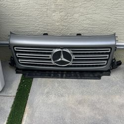 OEM G550 Front Grill 