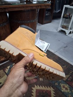 PMA Working Tan Leather Work Boot