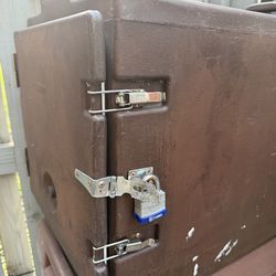 Insulated food carrier / Caja termica